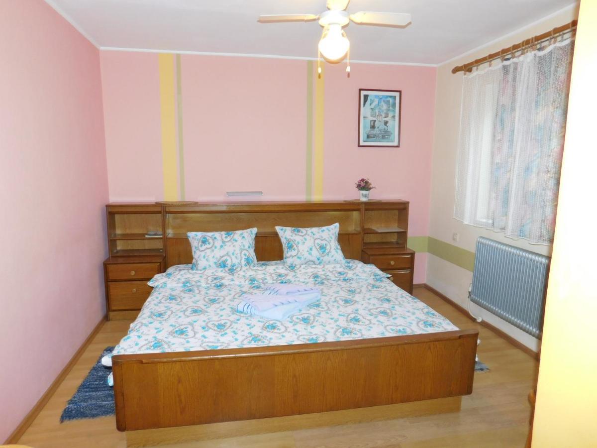 Villa Anna Palić Buitenkant foto